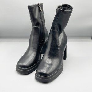 NEW Steve Madden Black Leather Heeled Ankle Booties